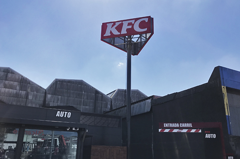 Monoposte KFC